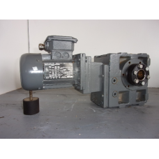 1,6 RPM 0,12 KW As 35 mm Lenze. Used.